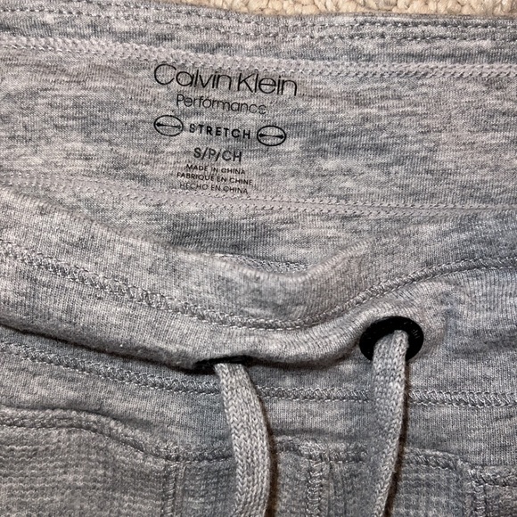 Calvin Klein Jogger - Picture 3 of 4
